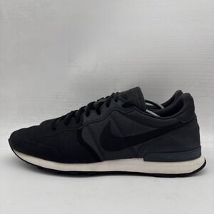 Size 13 - Nike Internationalist Premium SE Black